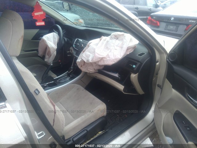 Photo 4 VIN: 1HGCR2F70DA008104 - HONDA ACCORD SDN 