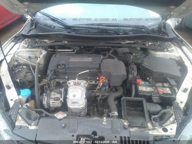 Photo 9 VIN: 1HGCR2F70DA008104 - HONDA ACCORD SDN 