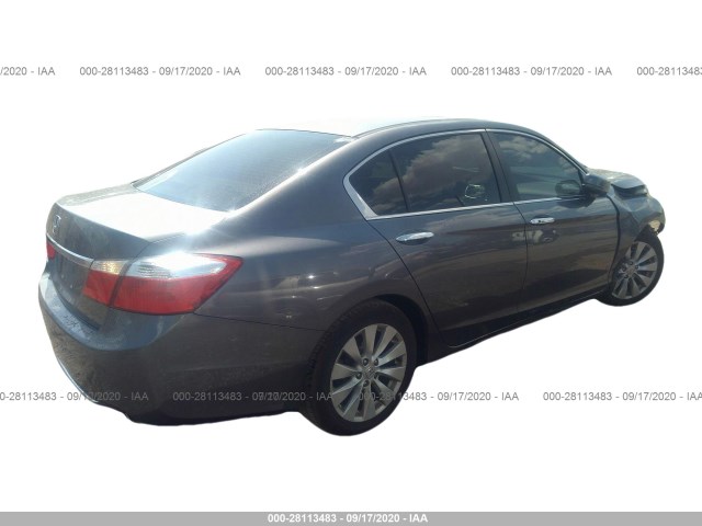 Photo 3 VIN: 1HGCR2F70DA083613 - HONDA ACCORD SDN 