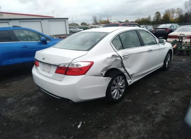 Photo 3 VIN: 1HGCR2F70DA130915 - HONDA ACCORD SDN 