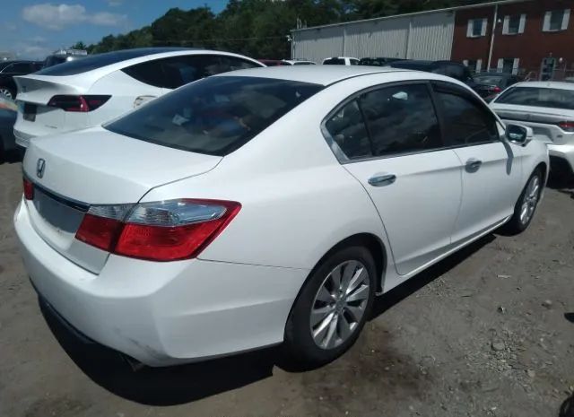 Photo 3 VIN: 1HGCR2F70DA165308 - HONDA ACCORD SDN 