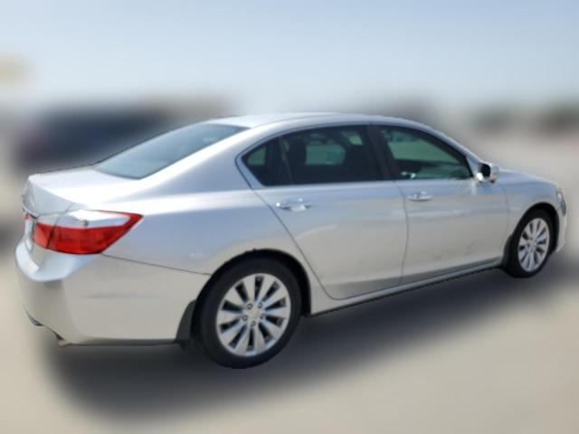 Photo 2 VIN: 1HGCR2F70DA171044 - HONDA ACCORD 