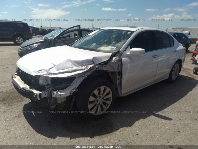 Photo 1 VIN: 1HGCR2F70EA046109 - HONDA ACCORD SEDAN 