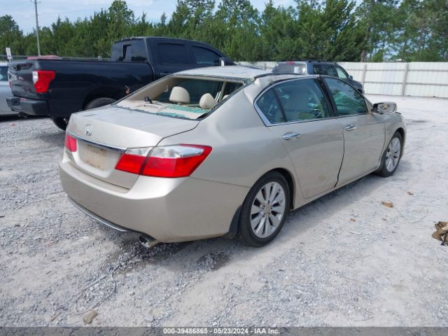 Photo 3 VIN: 1HGCR2F70EA063220 - HONDA ACCORD 