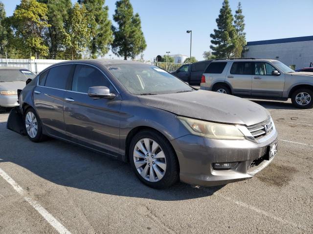 Photo 3 VIN: 1HGCR2F70EA228621 - HONDA ACCORD EX 