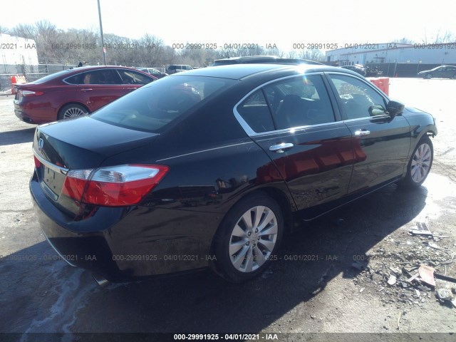 Photo 3 VIN: 1HGCR2F70FA119240 - HONDA ACCORD SEDAN 