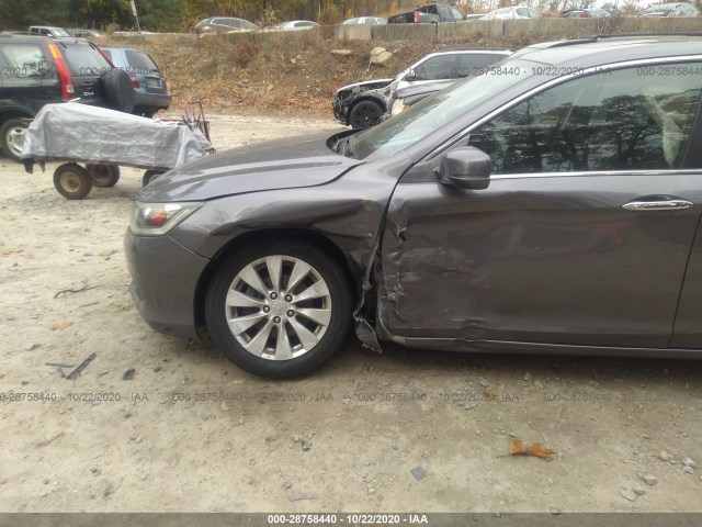 Photo 5 VIN: 1HGCR2F70FA126172 - HONDA ACCORD SEDAN 