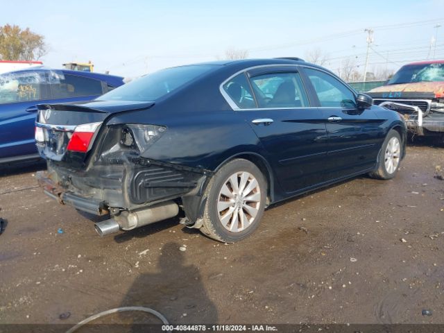 Photo 3 VIN: 1HGCR2F70FA131887 - HONDA ACCORD 