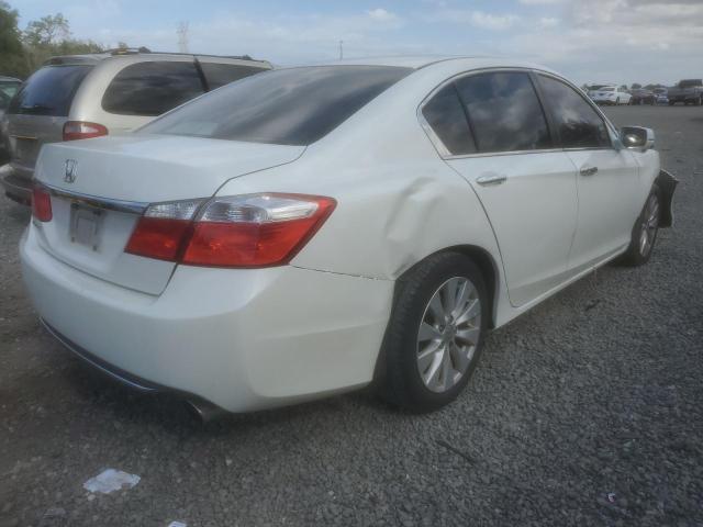 Photo 2 VIN: 1HGCR2F70FA226255 - HONDA ACCORD 