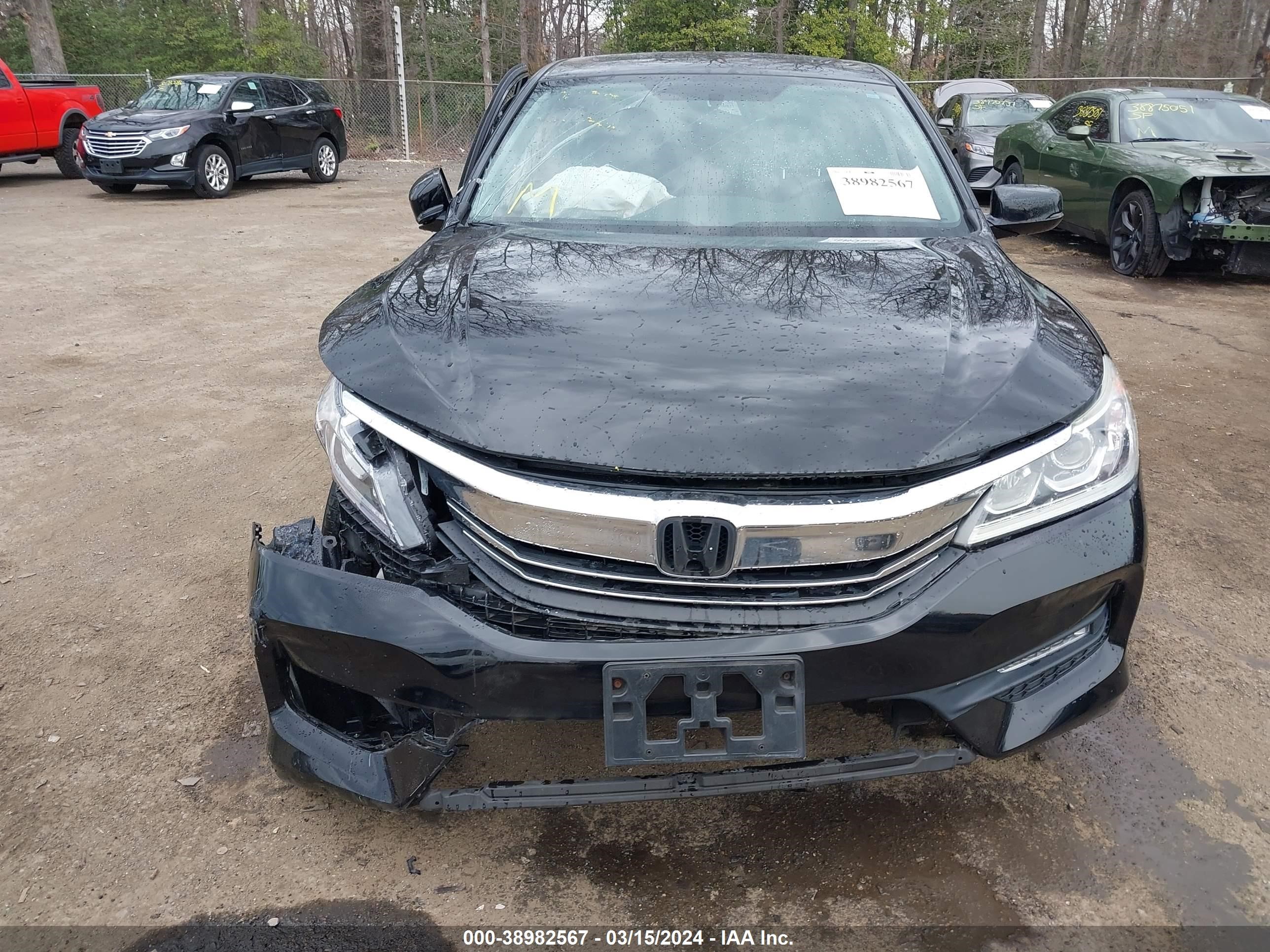 Photo 11 VIN: 1HGCR2F70GA048655 - HONDA ACCORD 