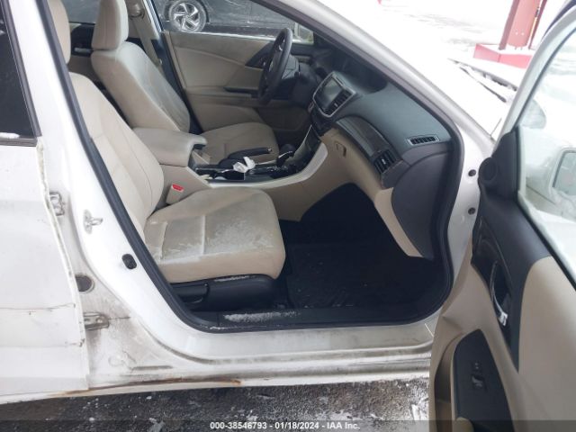 Photo 4 VIN: 1HGCR2F70GA156354 - HONDA ACCORD 