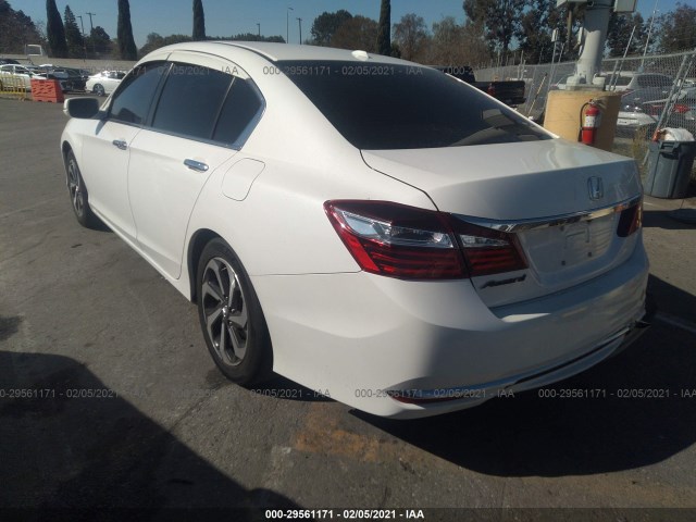 Photo 2 VIN: 1HGCR2F70GA235409 - HONDA ACCORD SEDAN 