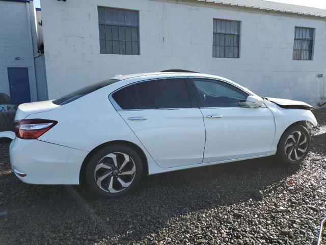 Photo 2 VIN: 1HGCR2F70HA052772 - HONDA ACCORD 