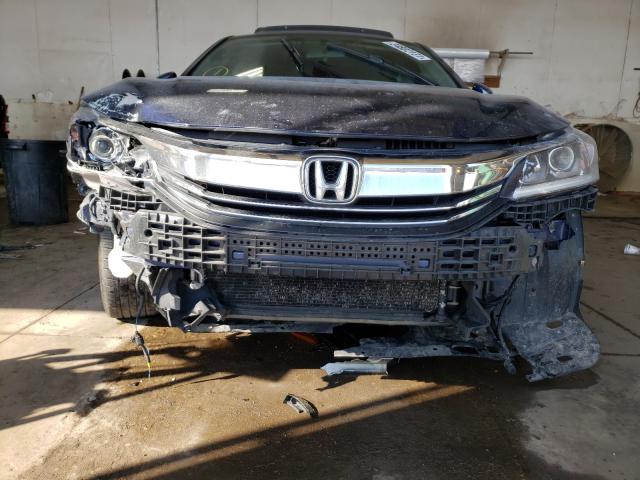 Photo 8 VIN: 1HGCR2F70HA151480 - HONDA ACCORD EX 