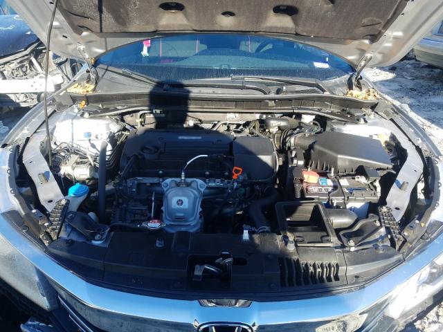 Photo 6 VIN: 1HGCR2F70HA151642 - HONDA ACCORD EX 