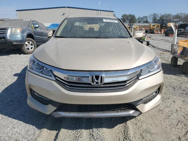 Photo 4 VIN: 1HGCR2F70HA200578 - HONDA ACCORD EX 