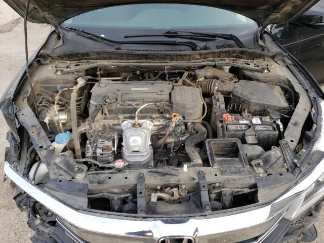 Photo 10 VIN: 1HGCR2F70HA206137 - HONDA ACCORD EX 