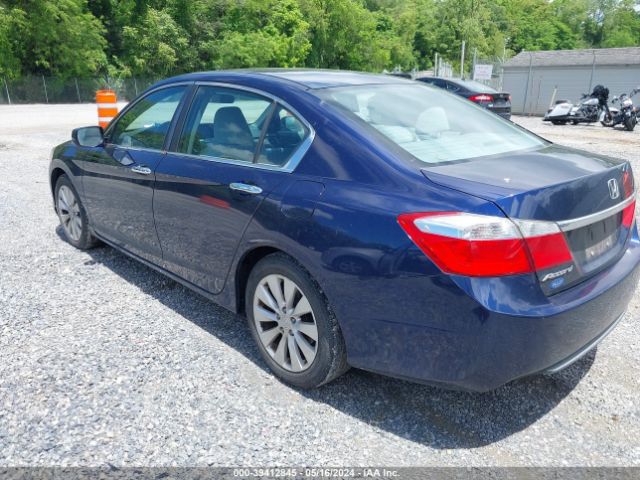 Photo 2 VIN: 1HGCR2F71DA057005 - HONDA ACCORD 