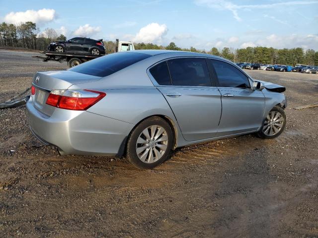 Photo 2 VIN: 1HGCR2F71DA257723 - HONDA ACCORD EX 