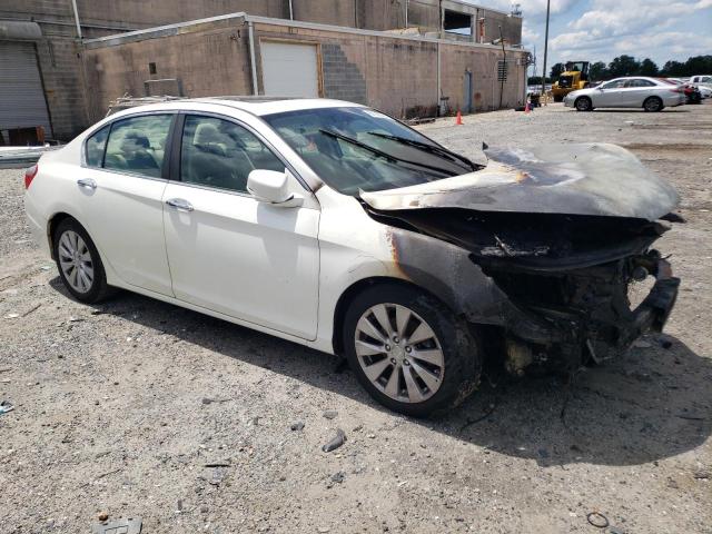 Photo 3 VIN: 1HGCR2F71EA016181 - HONDA ACCORD 