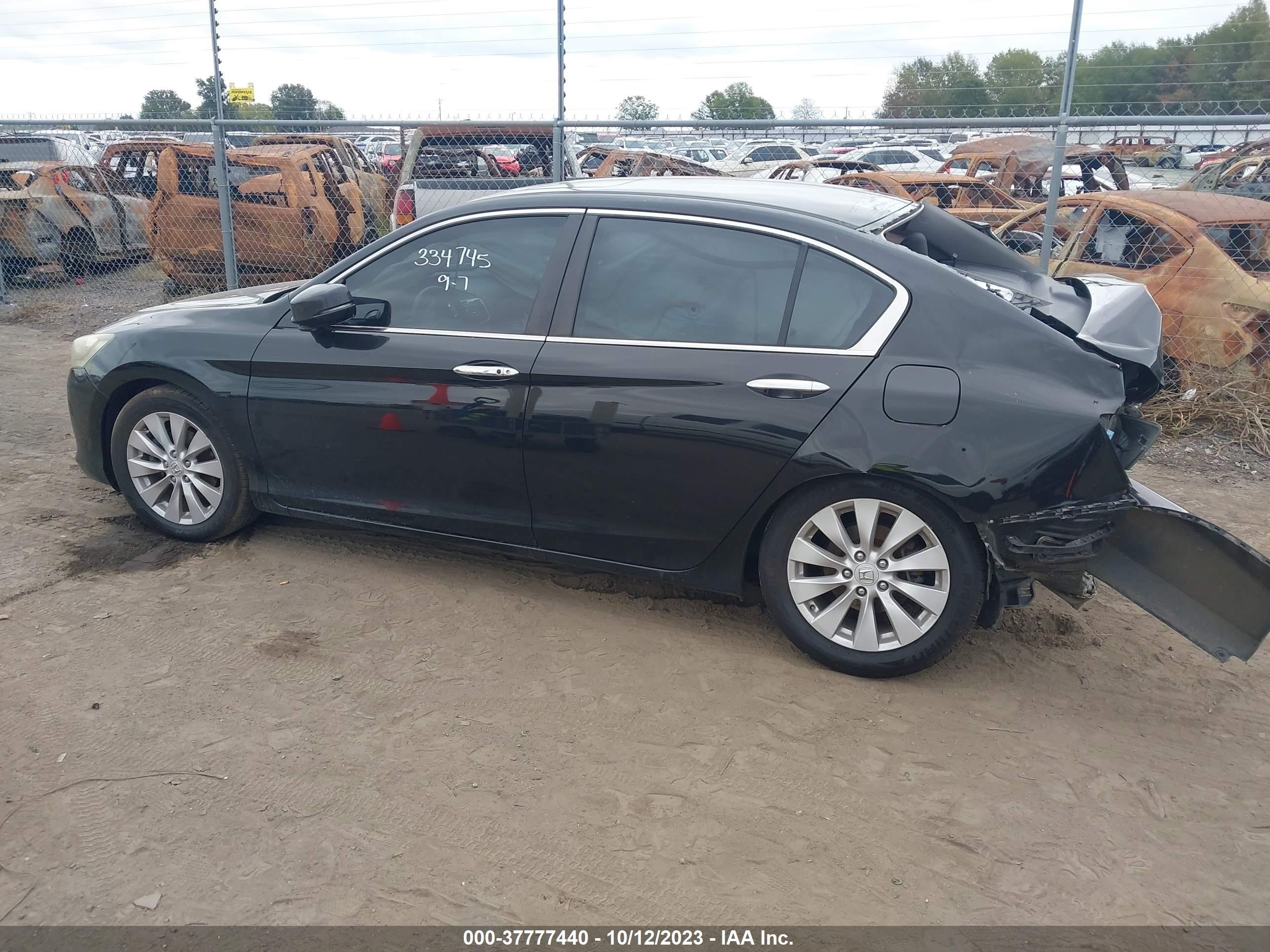 Photo 12 VIN: 1HGCR2F71EA172561 - HONDA ACCORD 