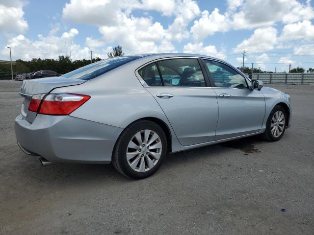 Photo 2 VIN: 1HGCR2F71EA238705 - HONDA ACCORD 