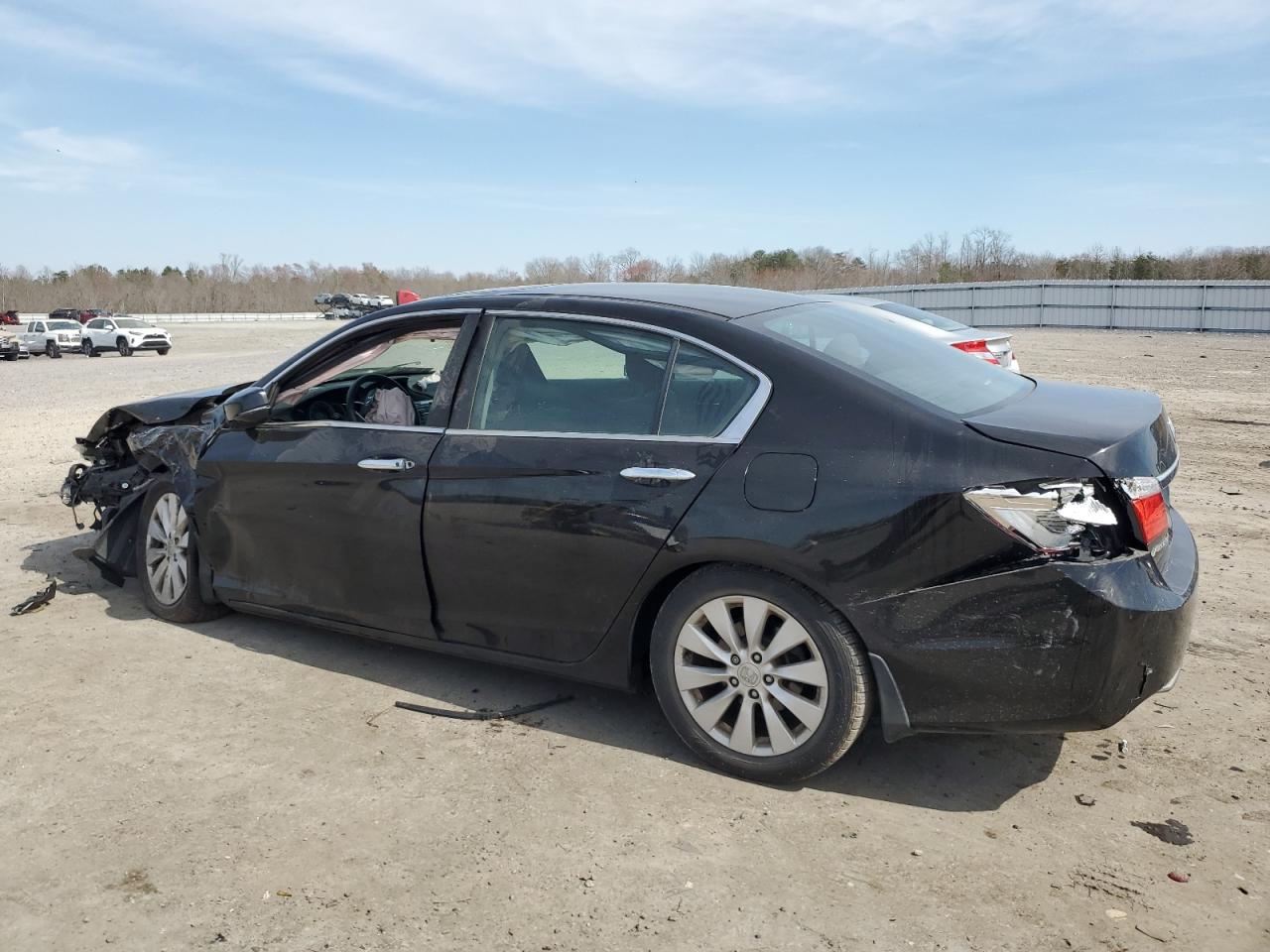 Photo 1 VIN: 1HGCR2F71FA153896 - HONDA ACCORD 