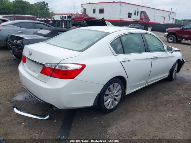 Photo 3 VIN: 1HGCR2F71FA183481 - HONDA ACCORD 