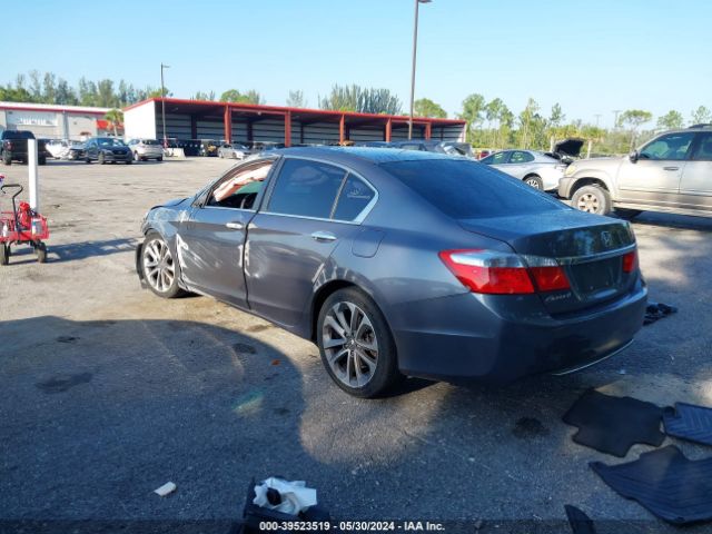 Photo 2 VIN: 1HGCR2F71FA226233 - HONDA ACCORD 