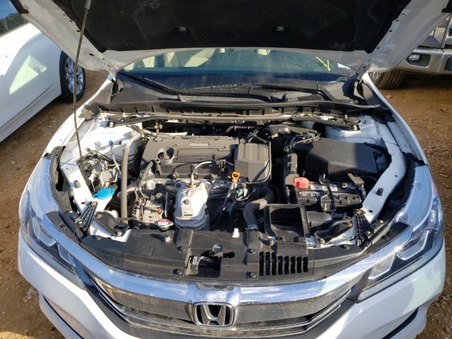 Photo 6 VIN: 1HGCR2F71HA020509 - HONDA ACCORD EX 