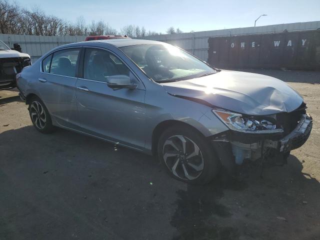 Photo 3 VIN: 1HGCR2F71HA036886 - HONDA ACCORD 