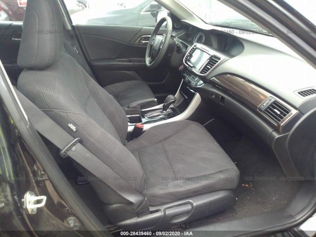 Photo 4 VIN: 1HGCR2F71HA148569 - HONDA ACCORD SEDAN 