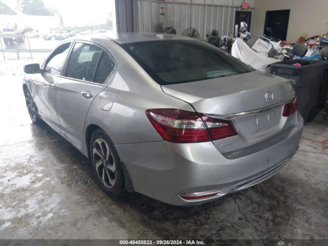 Photo 2 VIN: 1HGCR2F71HA162939 - HONDA ACCORD 