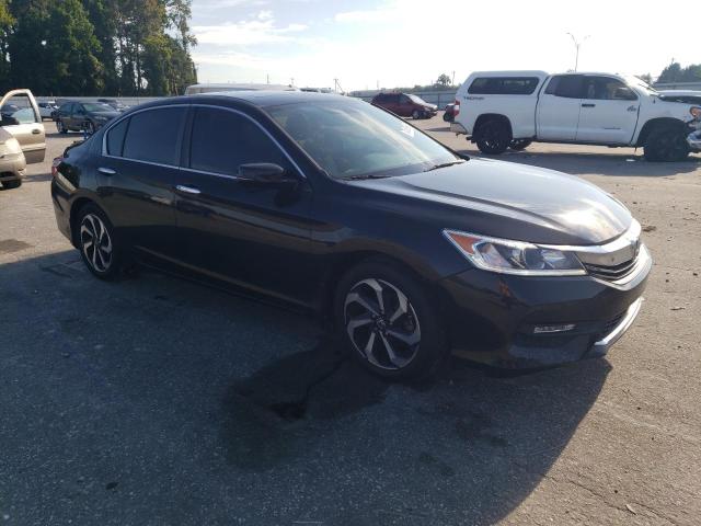 Photo 3 VIN: 1HGCR2F71HA164612 - HONDA ACCORD EX 