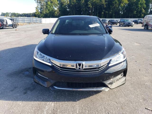 Photo 4 VIN: 1HGCR2F71HA164612 - HONDA ACCORD EX 