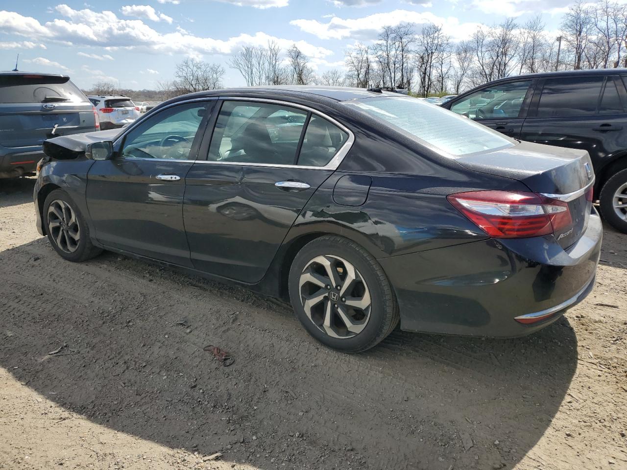 Photo 1 VIN: 1HGCR2F71HA206146 - HONDA ACCORD 