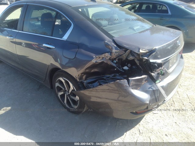 Photo 5 VIN: 1HGCR2F71HA263964 - HONDA ACCORD SEDAN 