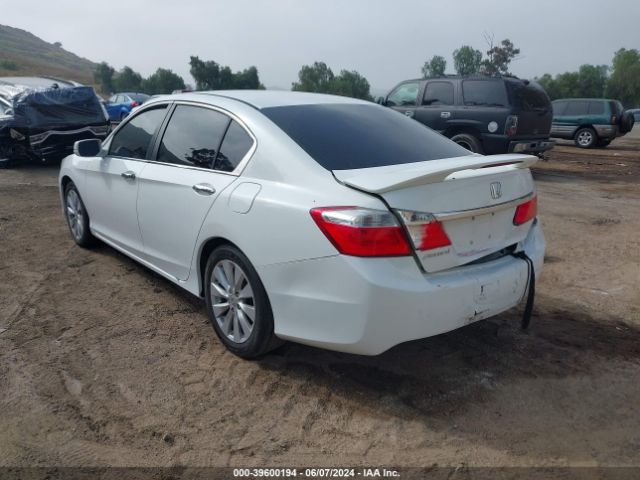 Photo 2 VIN: 1HGCR2F72DA027740 - HONDA ACCORD 