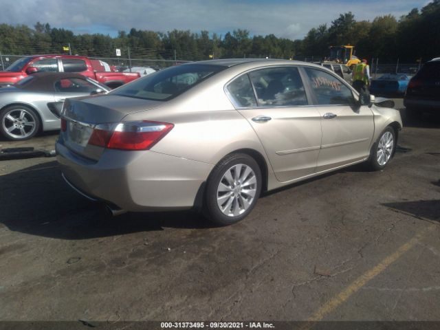 Photo 3 VIN: 1HGCR2F72DA051665 - HONDA ACCORD SDN 