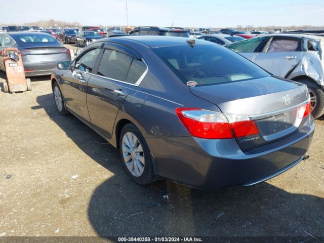 Photo 2 VIN: 1HGCR2F72DA130124 - HONDA ACCORD 