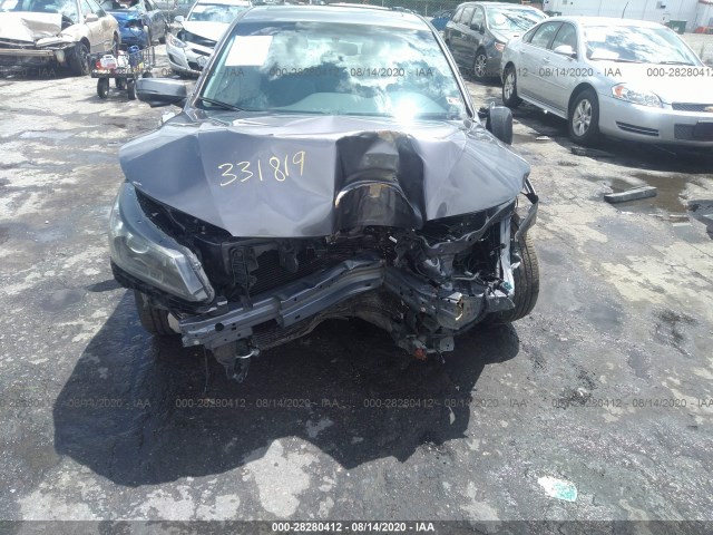 Photo 5 VIN: 1HGCR2F72DA166136 - HONDA ACCORD SDN 