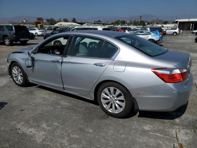 Photo 1 VIN: 1HGCR2F72DA194518 - HONDA ACCORD EX 