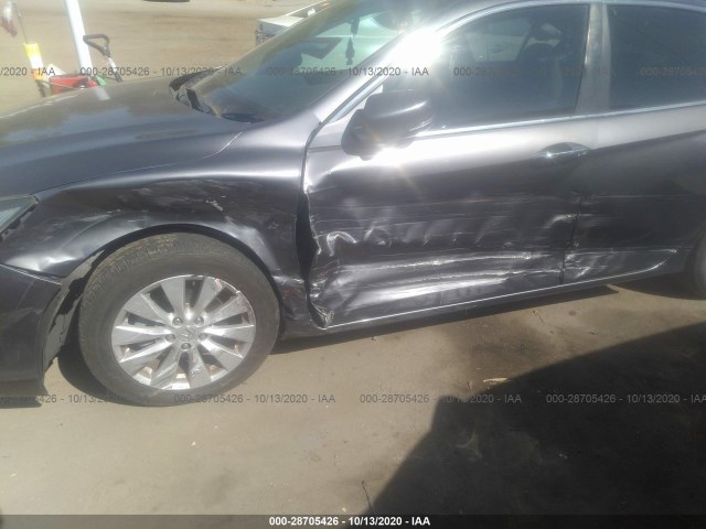 Photo 5 VIN: 1HGCR2F72EA144817 - HONDA ACCORD SEDAN 