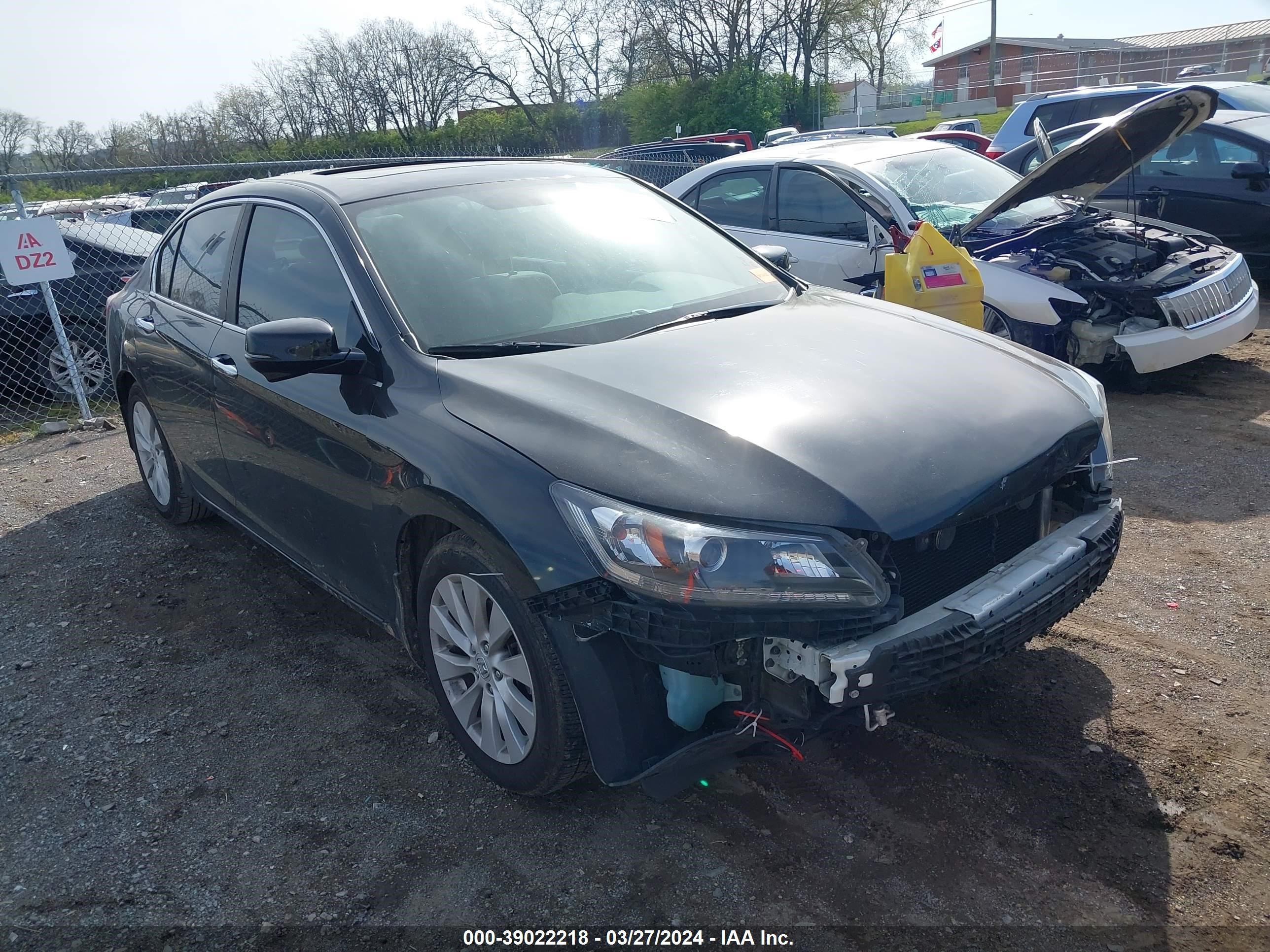 Photo 0 VIN: 1HGCR2F72FA002582 - HONDA ACCORD 