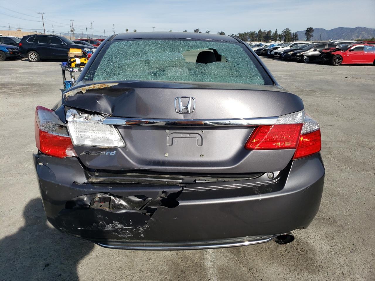 Photo 5 VIN: 1HGCR2F72FA057680 - HONDA ACCORD 