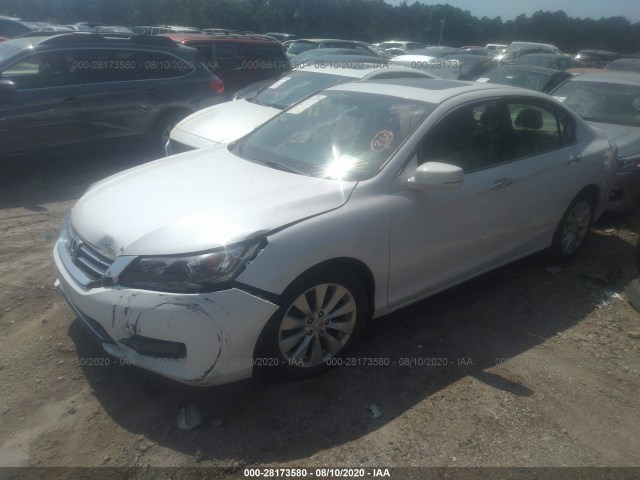 Photo 1 VIN: 1HGCR2F72FA163059 - HONDA ACCORD SEDAN 