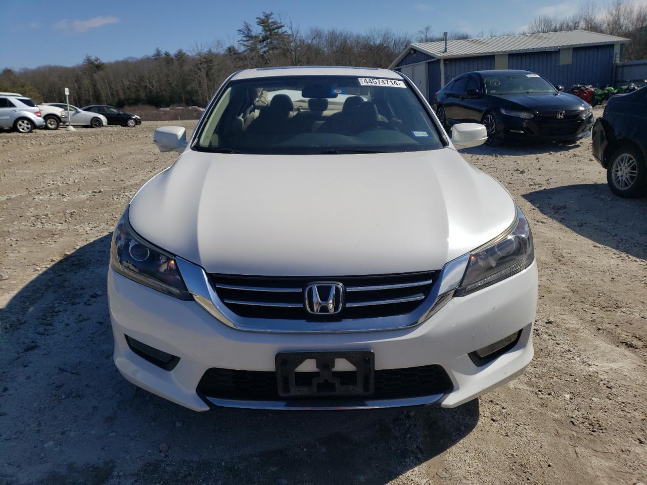 Photo 4 VIN: 1HGCR2F72FA227827 - HONDA ACCORD 