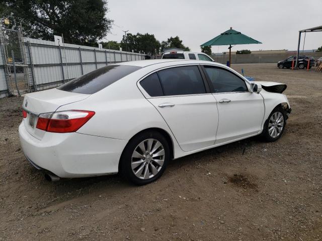 Photo 2 VIN: 1HGCR2F72FA270113 - HONDA ACCORD EX 