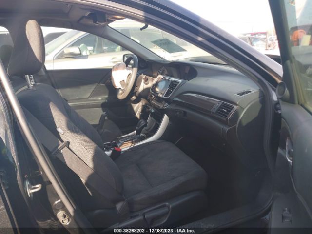 Photo 4 VIN: 1HGCR2F72GA233869 - HONDA ACCORD 