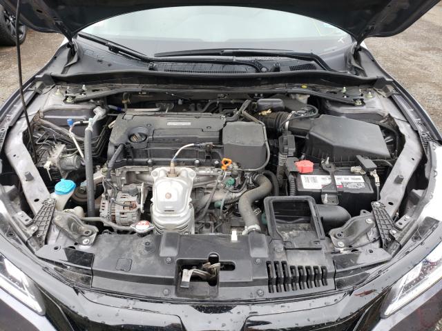 Photo 6 VIN: 1HGCR2F72HA000009 - HONDA ACCORD EX 